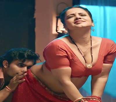 Priya Gamre Nude Saree Ass Press & Big Boob Navel Sex Video