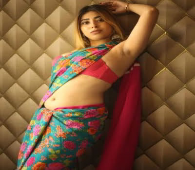 Saanvi Kapoor Nude Boobs Show Premium Live Sex 6Min Video