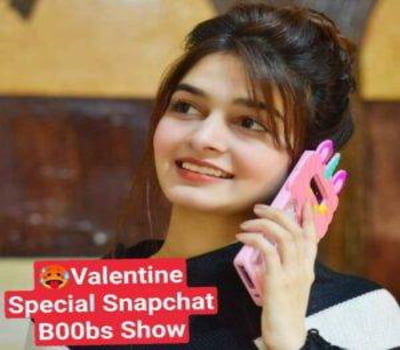 Famous Influencer Valentine Special Nude Snapchat Live