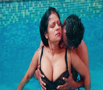 Sexy Girlfriend Ne Daba Ke Choda Swimming Pool Me by SexFantasy