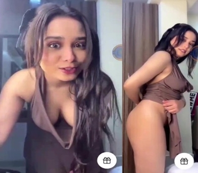 Currly Quinn Playing With Boobs and Spanking Ass on Tango Live