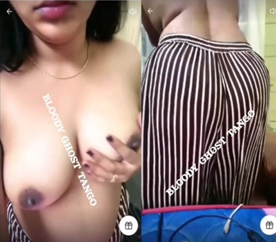 Sexy Desi Girl Magnetic Eyes Nude Boobs Show Live Sex Video