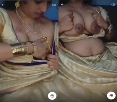 Telugu Wife Nude Boobs Showing on Tango Live Sex