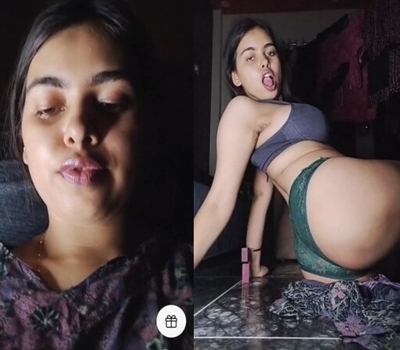 Rose Shaking Her Boobs and Pussy Fingering Till Cum Live Sex