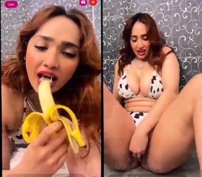 Aditi Mistry Nude Putting Milk on Boobs Body Nipple Visable Special Live Sex Video